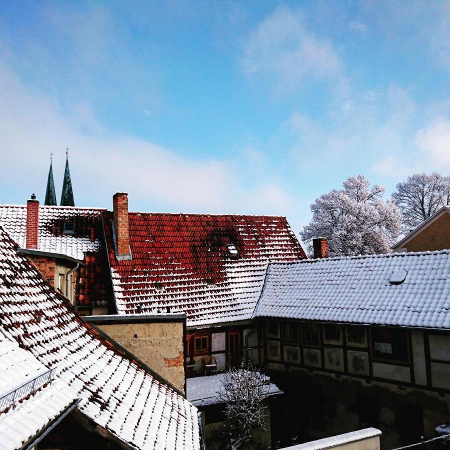 Hotel Garni Tilia Quedlinburg Kültér fotó