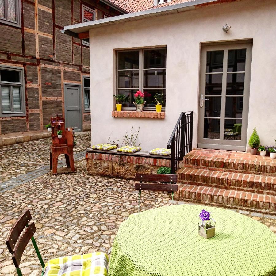 Hotel Garni Tilia Quedlinburg Kültér fotó