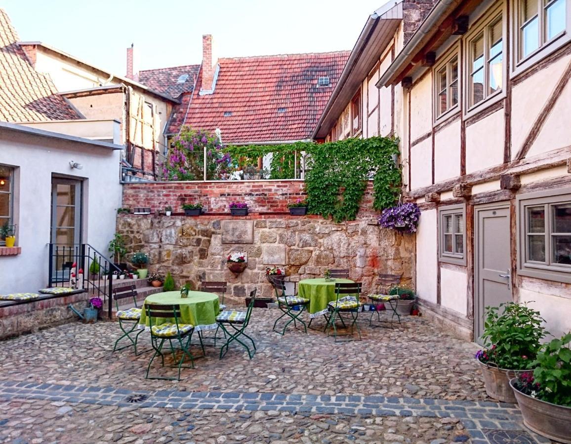 Hotel Garni Tilia Quedlinburg Kültér fotó