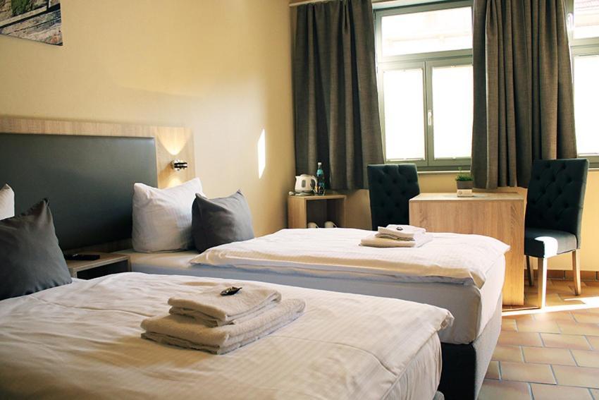 Hotel Garni Tilia Quedlinburg Kültér fotó